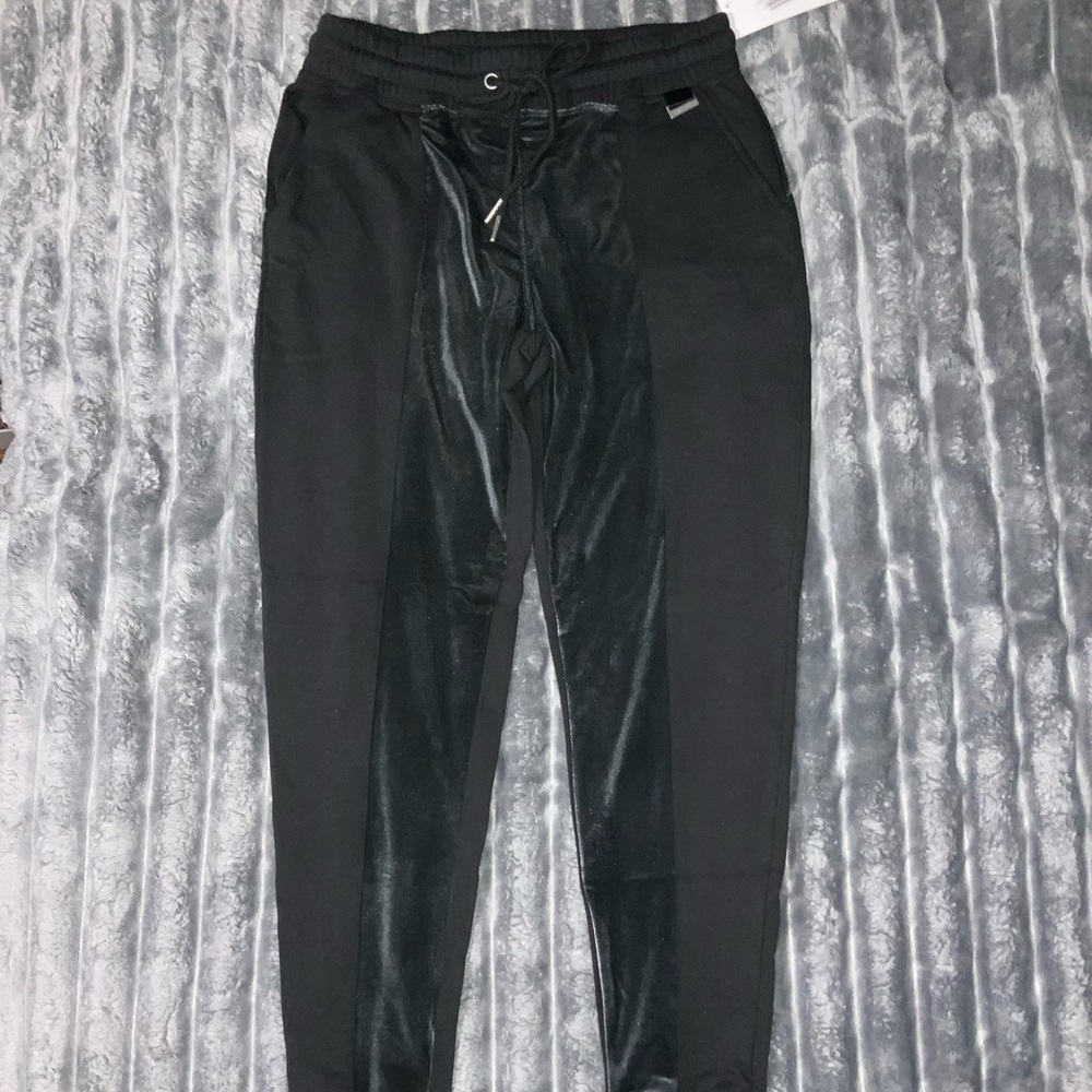 Black Tapered Joggers with Elastic Waistband